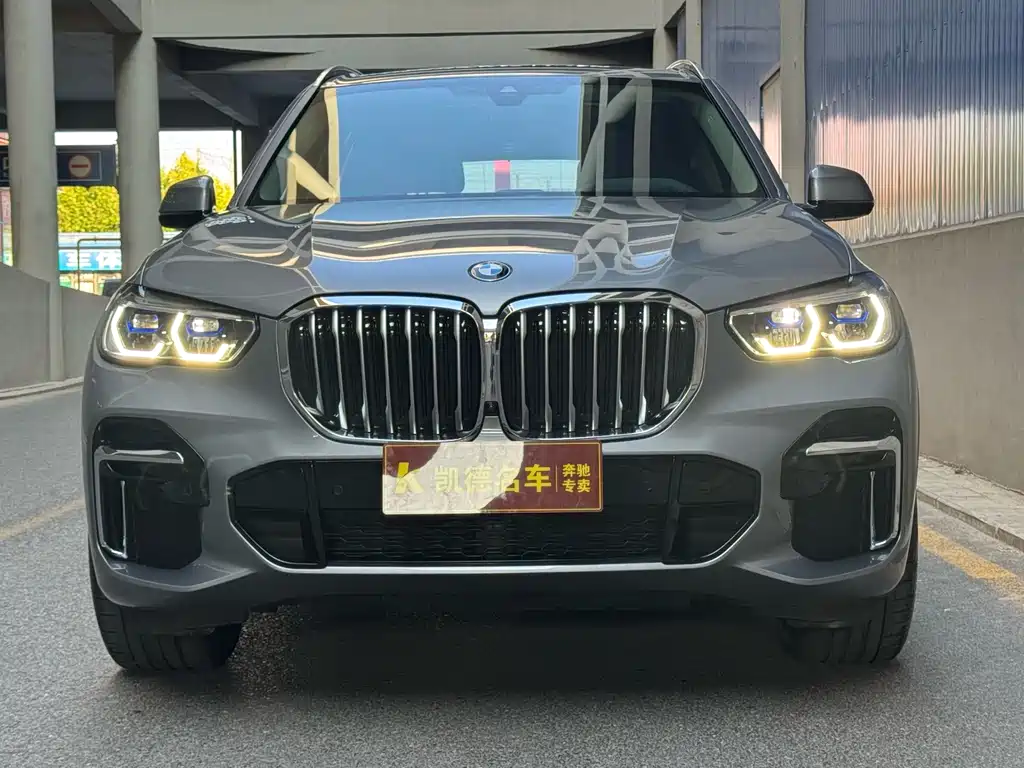 BMW X5 — фото 2