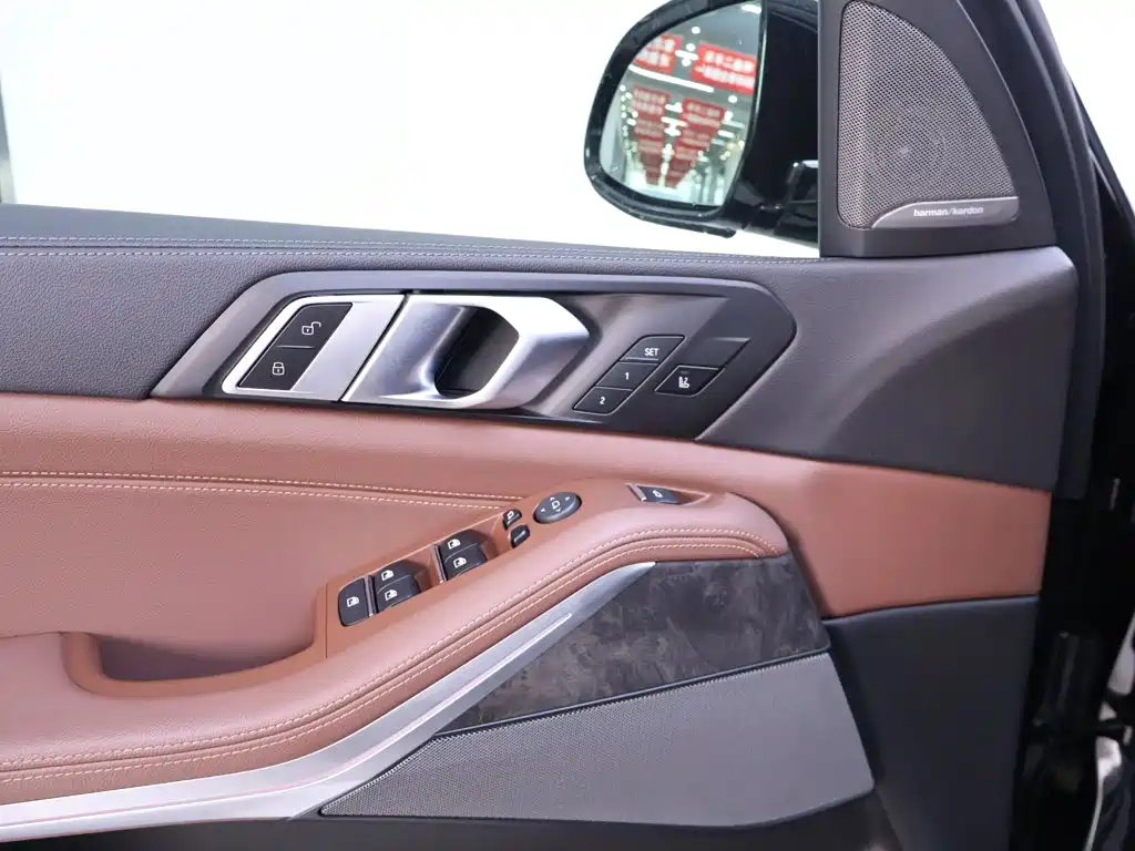 BMW X5 (Import) — фото 17