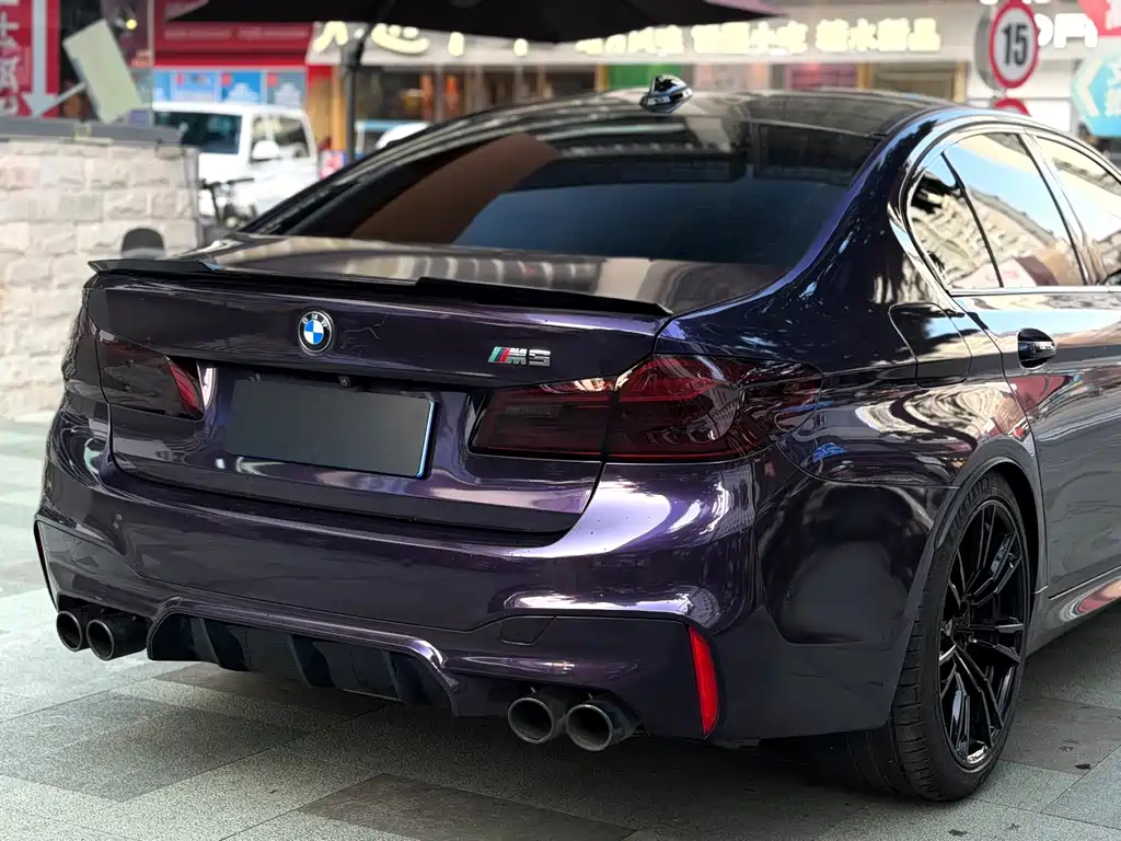 BMW M5 — фото 21