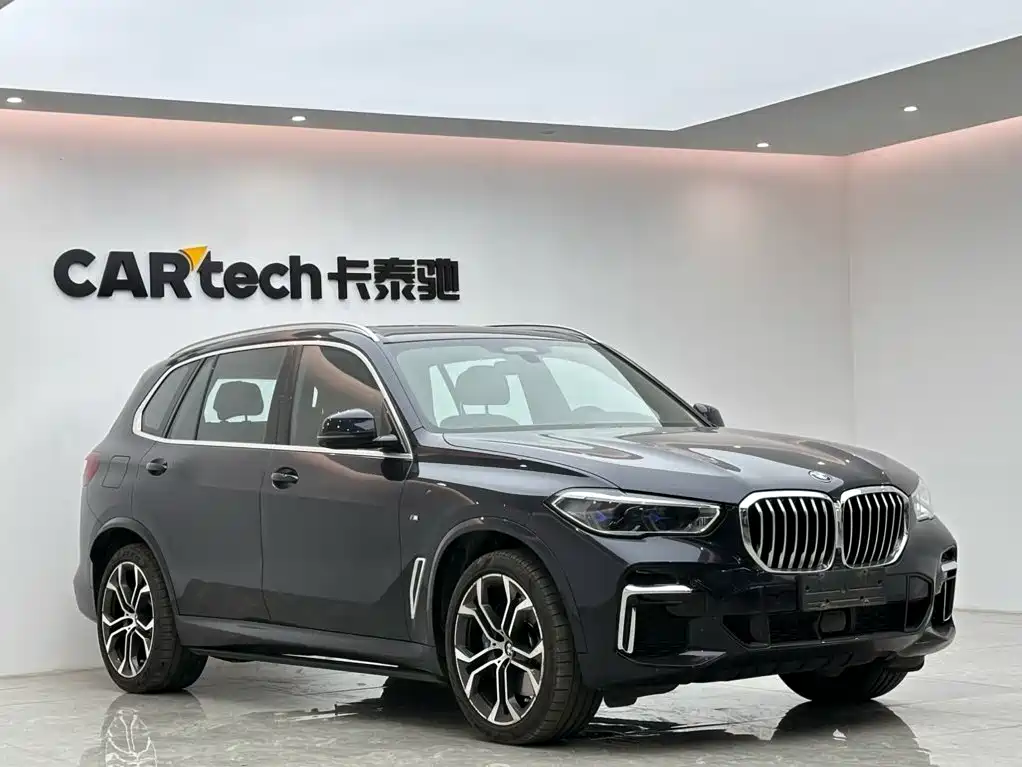 BMW X5 — фото 6