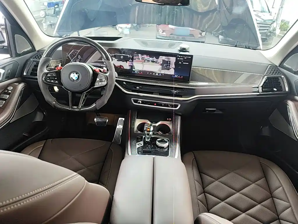 BMW X5 — фото 10