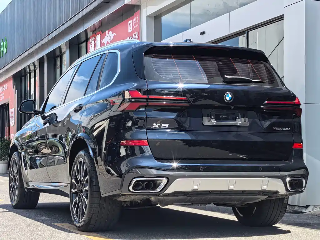 BMW X5 — фото 10