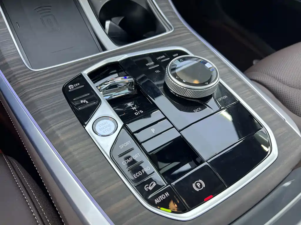 BMW X5 — фото 22