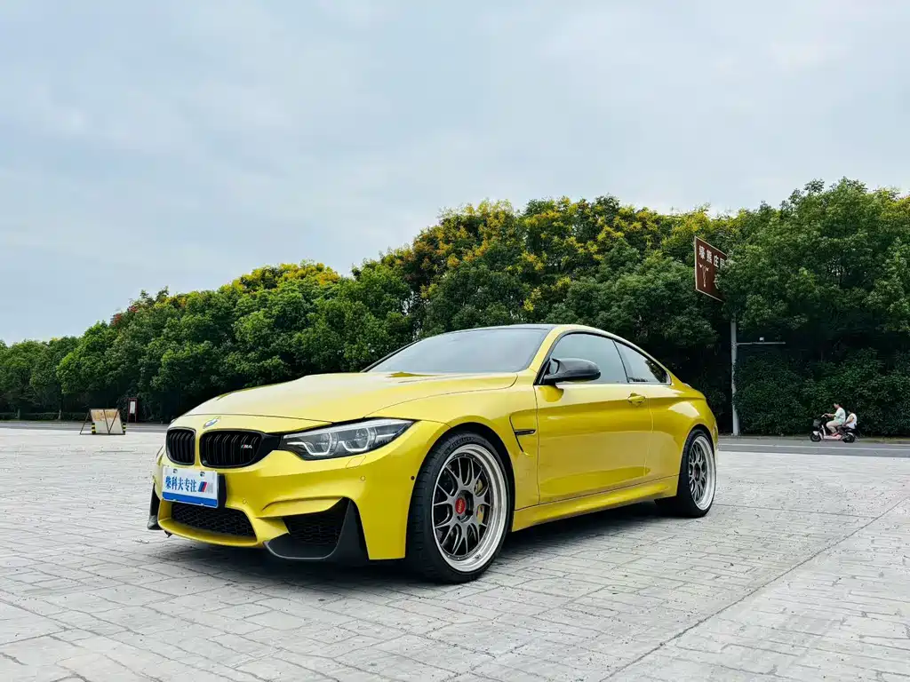 BMW M4 — фото 2