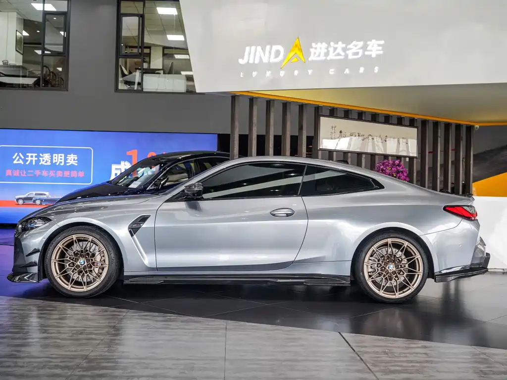 BMW M4 — фото 19