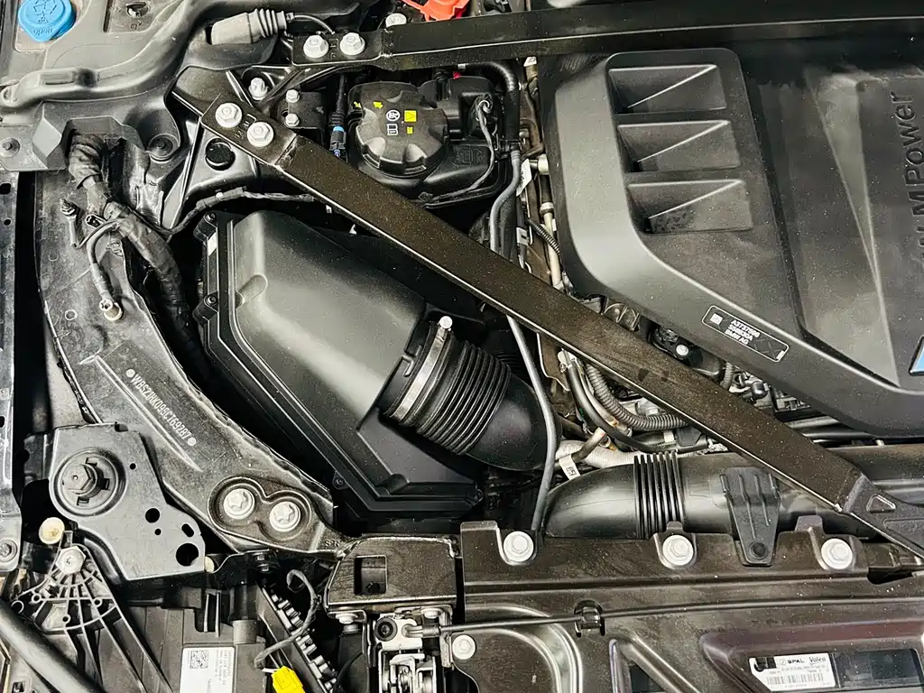 BMW M4 — фото 37