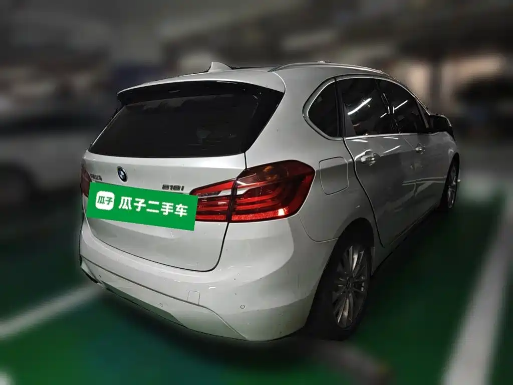 BMW 2 Series Active Tourer — фото 6