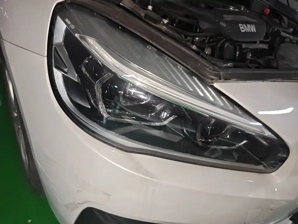 BMW 2 Series Active Tourer — фото 7