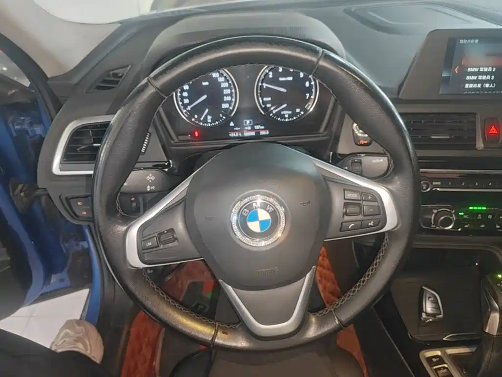 BMW 1 Series — фото 11