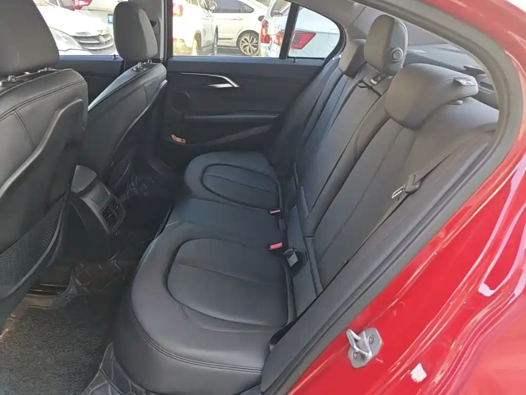 BMW 1 Series — фото 13