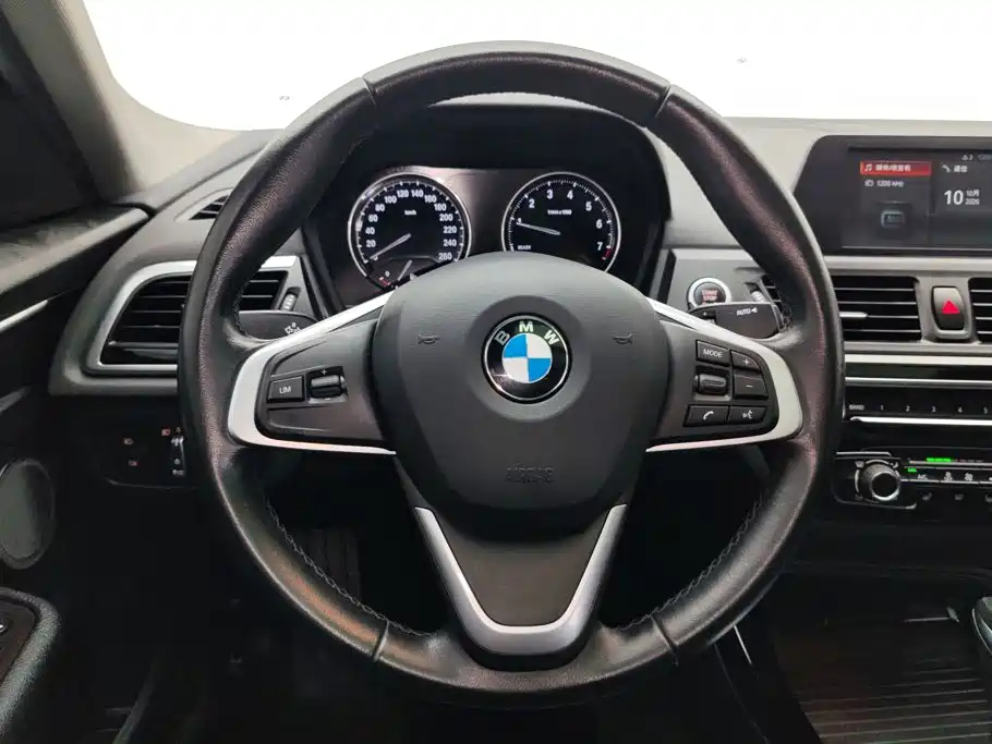 BMW 1 Series — фото 14
