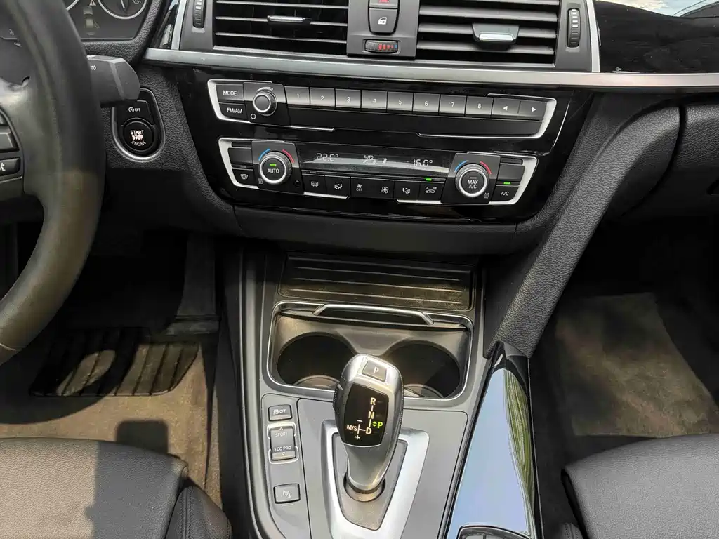 BMW 3 Series — фото 14