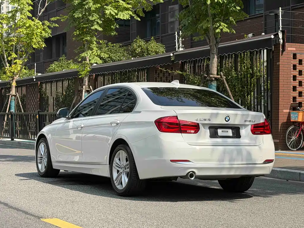 BMW 3 Series — фото 17