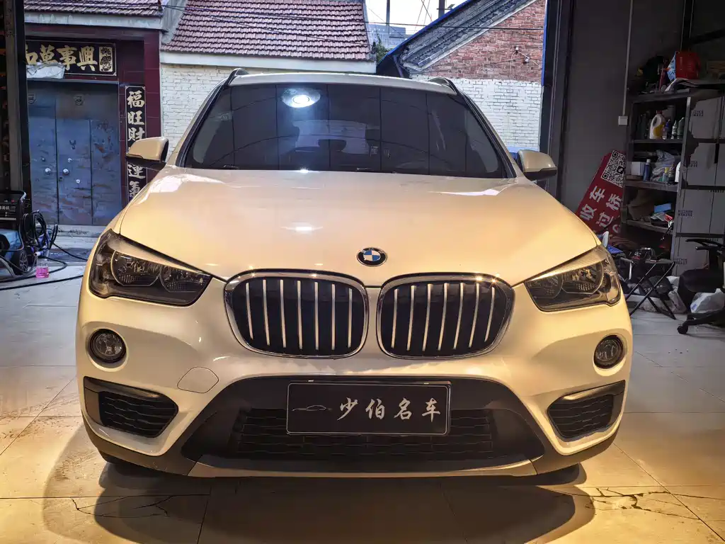 BMW X1 — фото 2