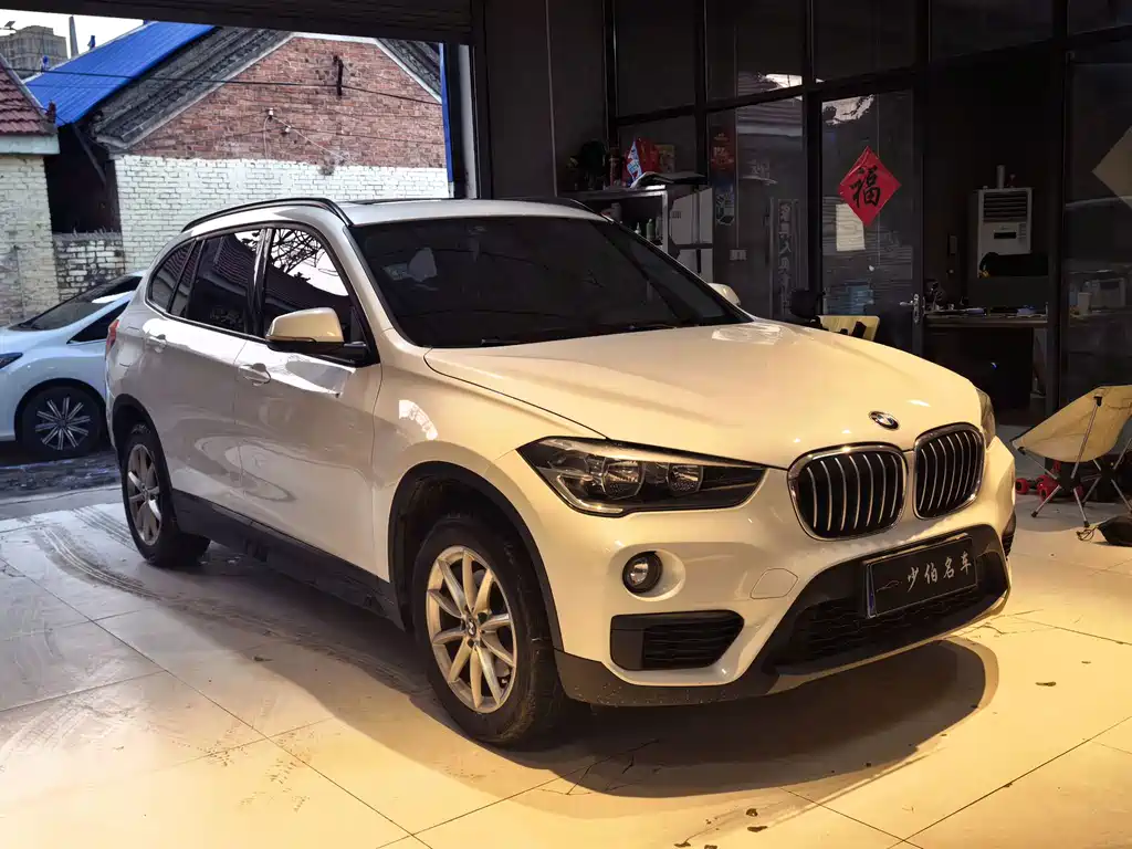 BMW X1 — фото 3