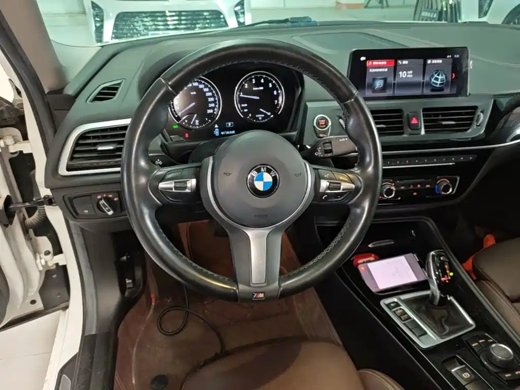 BMW 1 Series — фото 11