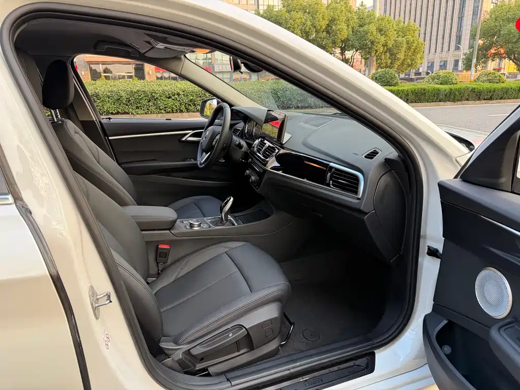 BMW 1 Series — фото 10