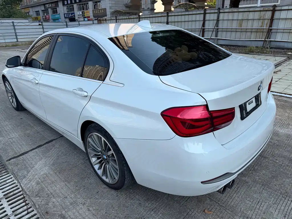 BMW 3 Series — фото 9