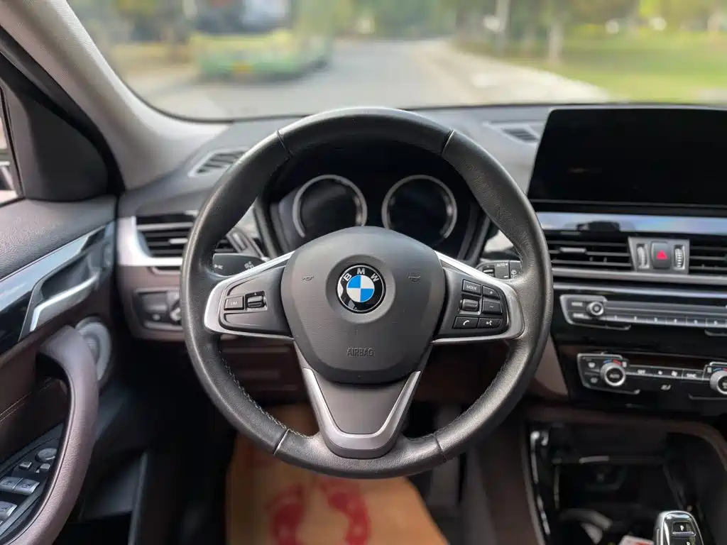 BMW X2 — фото 19