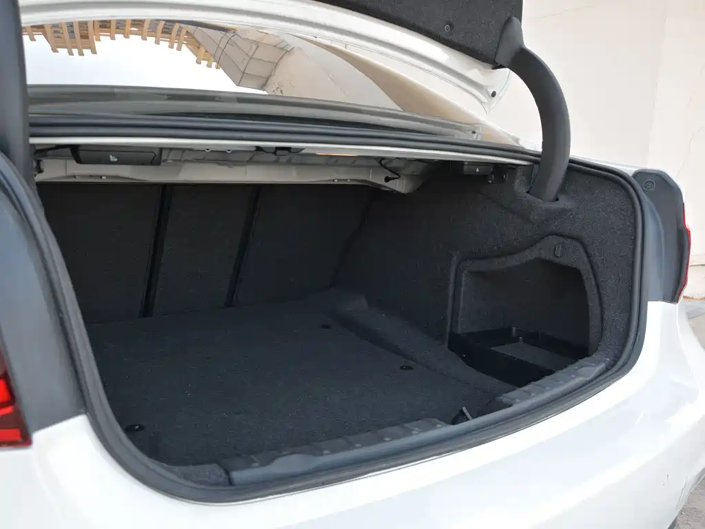 BMW 3 Series — фото 14