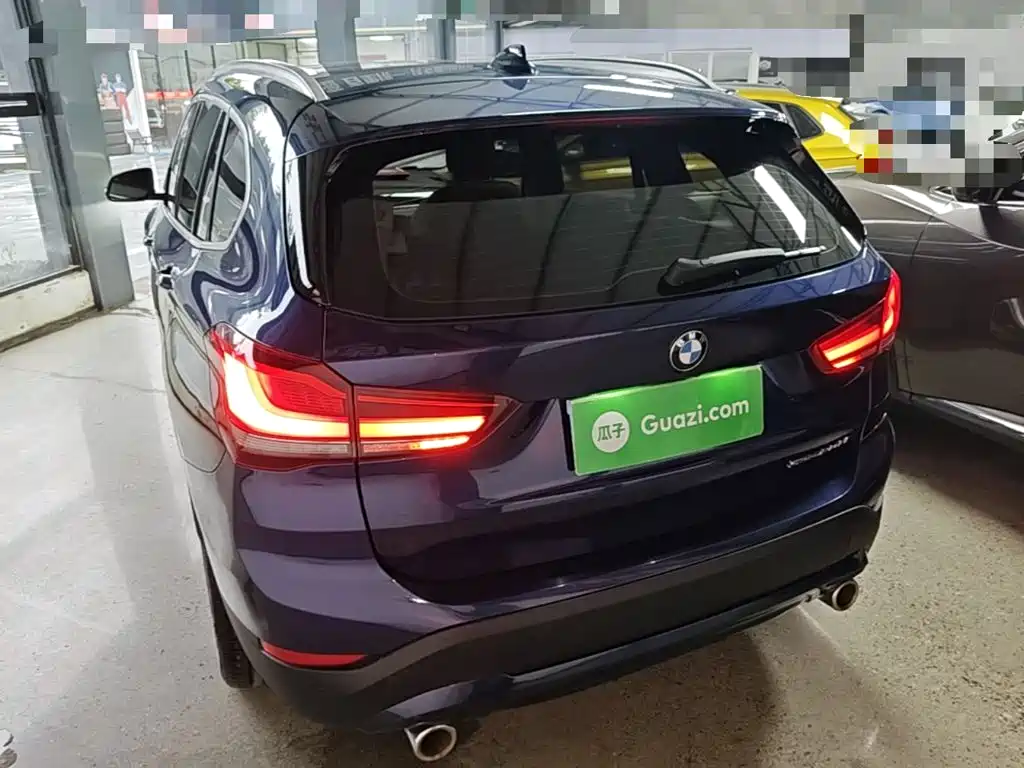 BMW X1 — фото 5