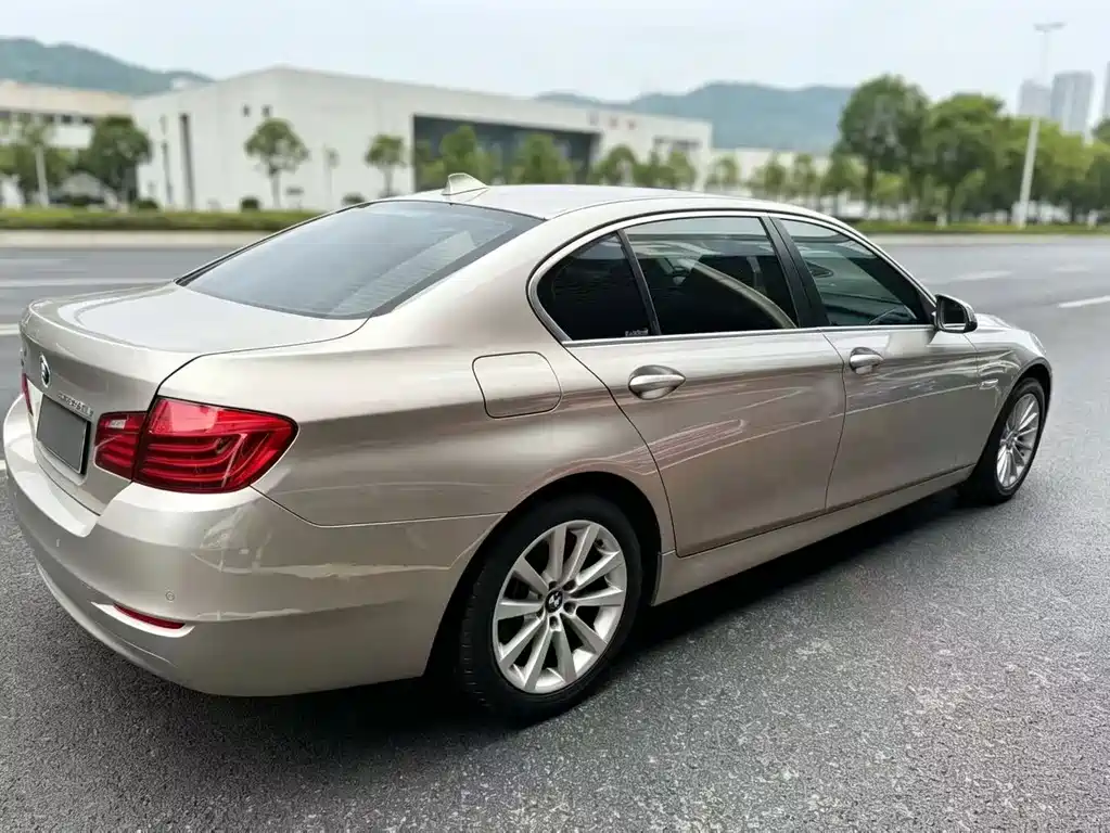 BMW 3 Series — фото 9