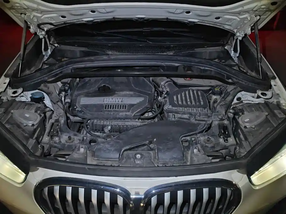 BMW X1 — фото 10
