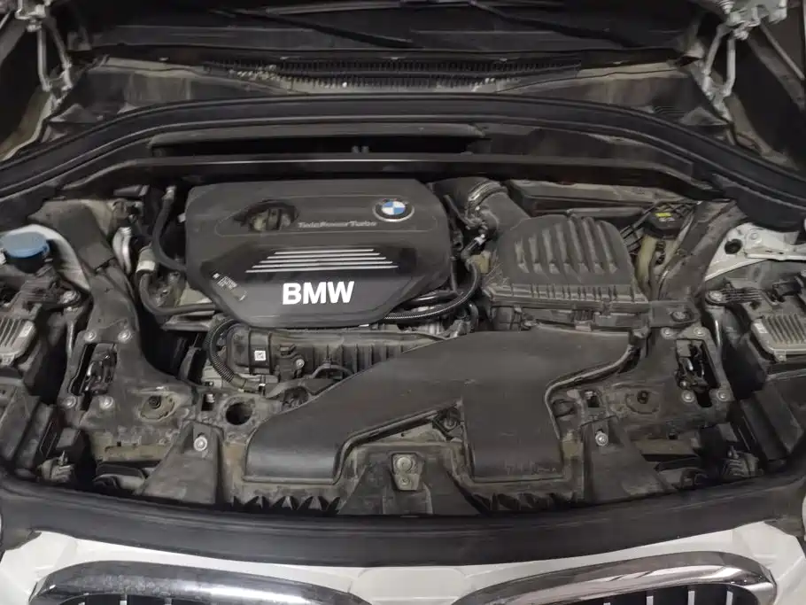 BMW X1 — фото 10
