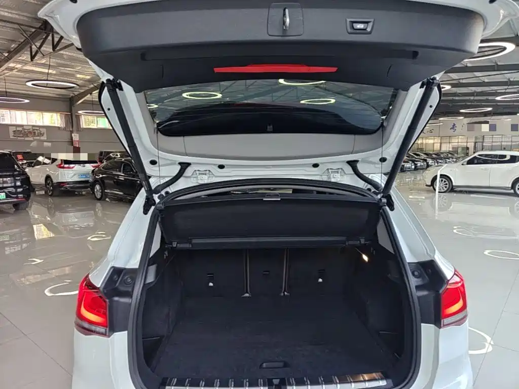 BMW X1 — фото 19