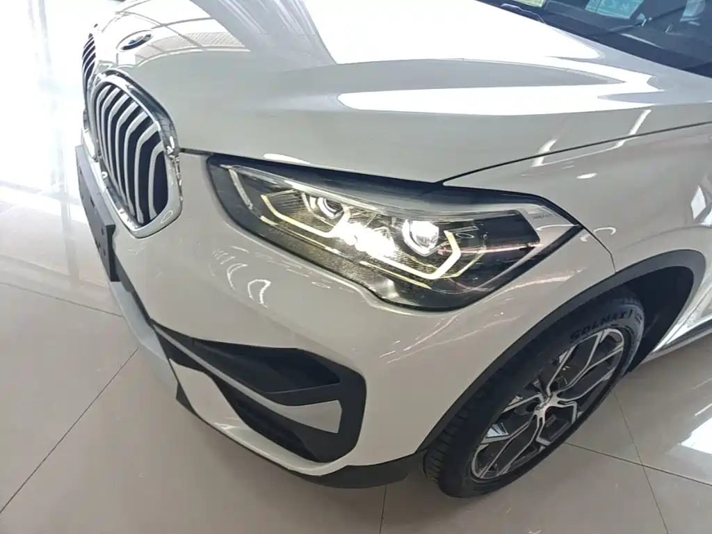 BMW X1 — фото 24