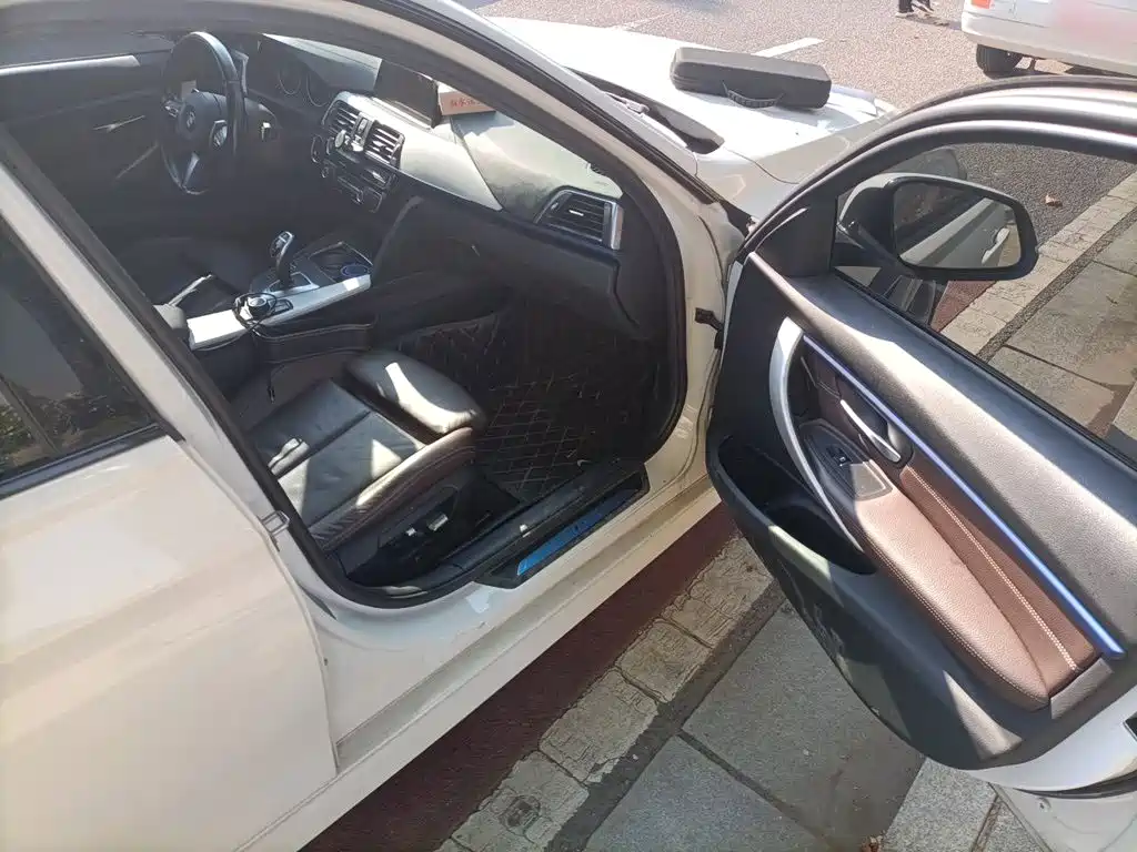 BMW 3 Series — фото 19