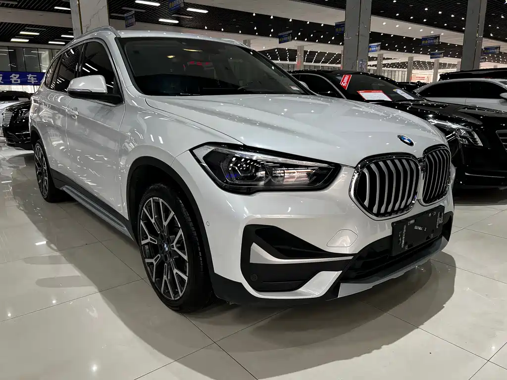 BMW X1 — фото 6