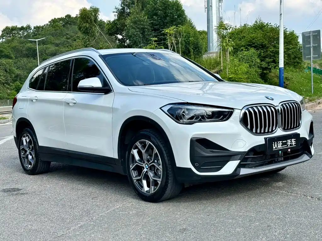 BMW X1 — фото 3