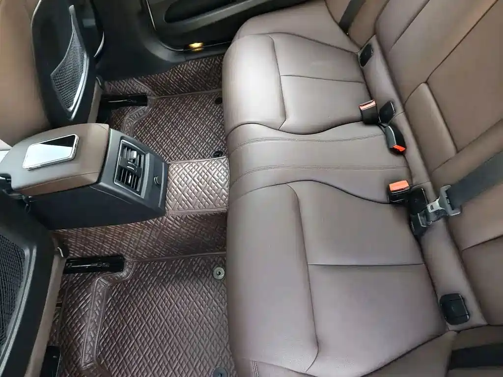 BMW 3 Series — фото 14