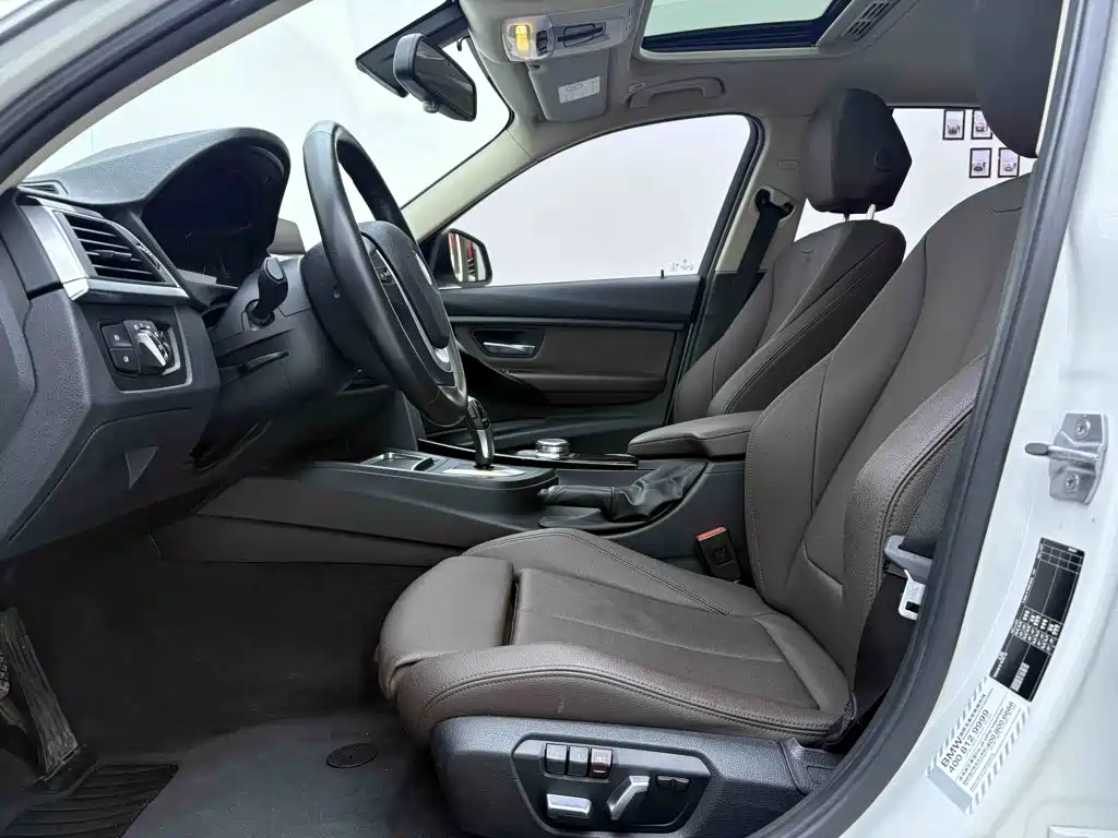 BMW 3 Series — фото 17