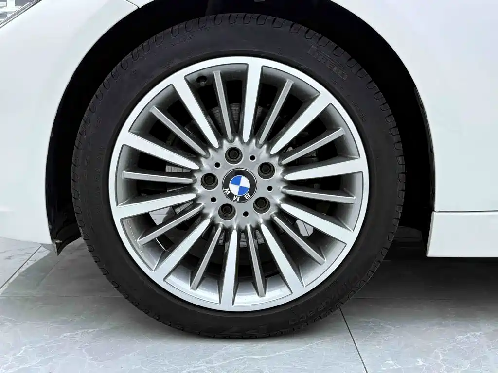 BMW 3 Series — фото 9
