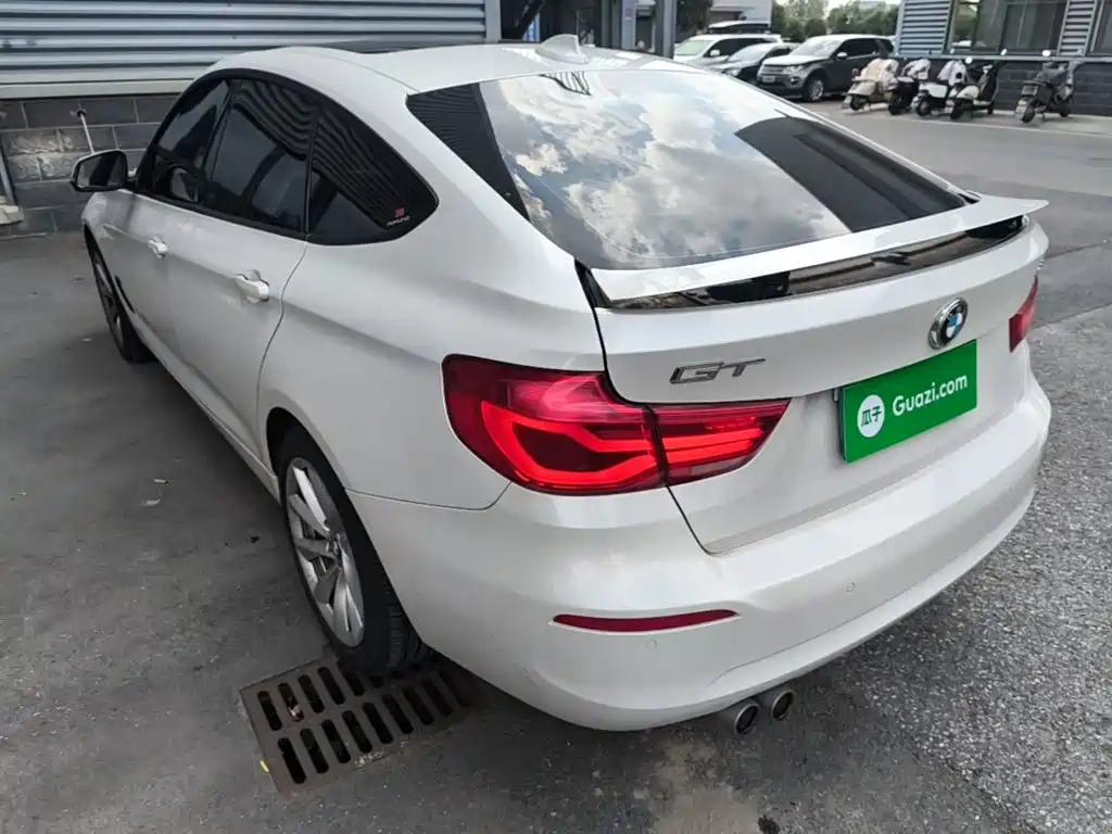BMW 3 Series GT — фото 5
