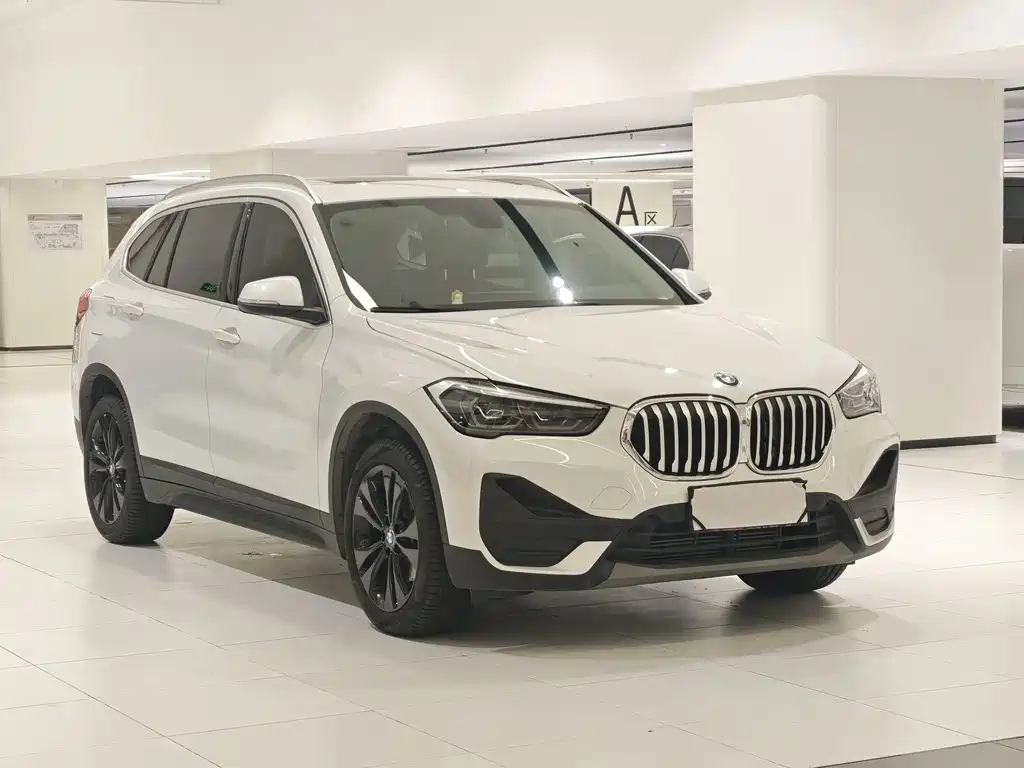 BMW X1 — фото 4