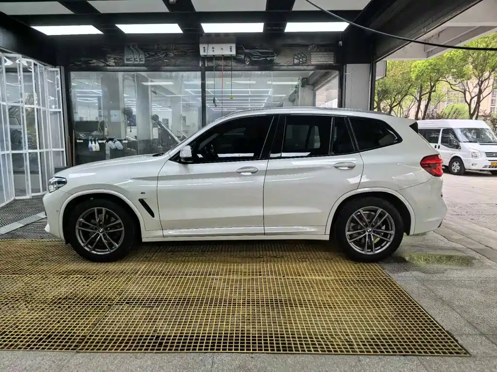 BMW X3 — фото 3