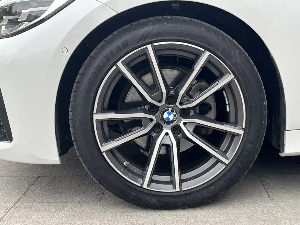BMW 3 Series — фото 9
