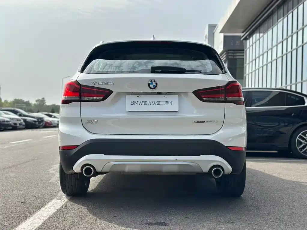 BMW X1 — фото 14