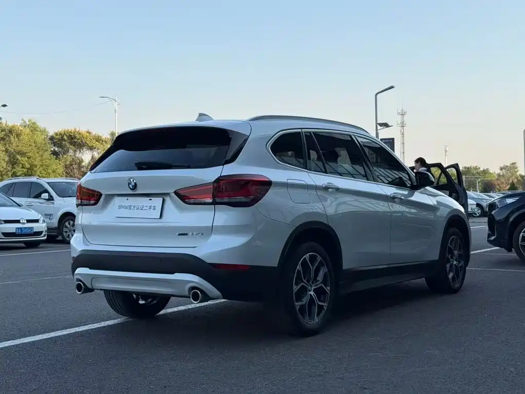 BMW X1 — фото 15