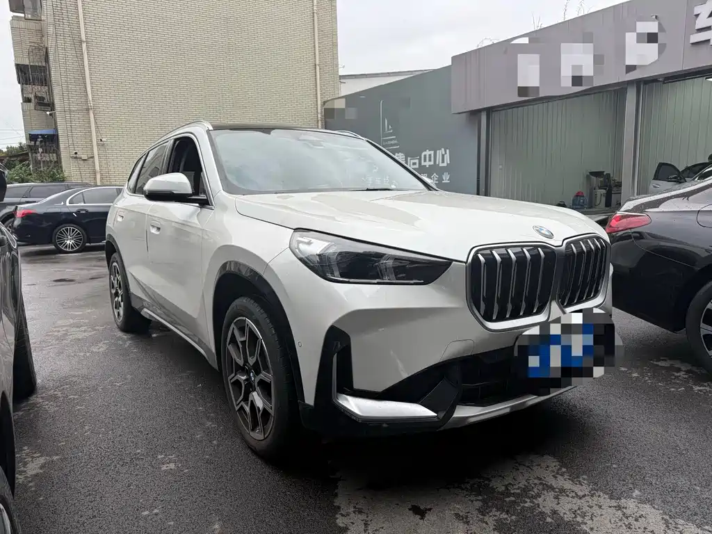 BMW X1 — фото 3