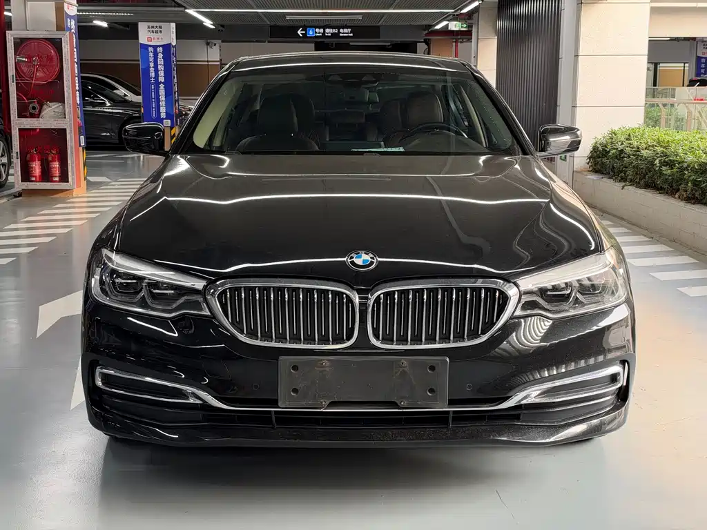 BMW 5 Series New Energy — фото 2