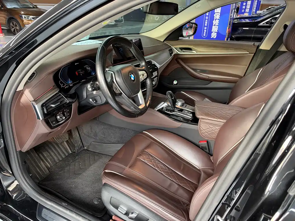 BMW 5 Series New Energy — фото 7