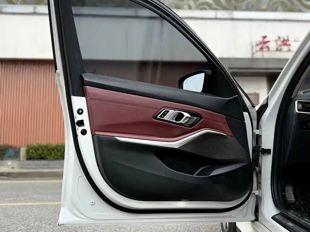 BMW i3 — фото 11