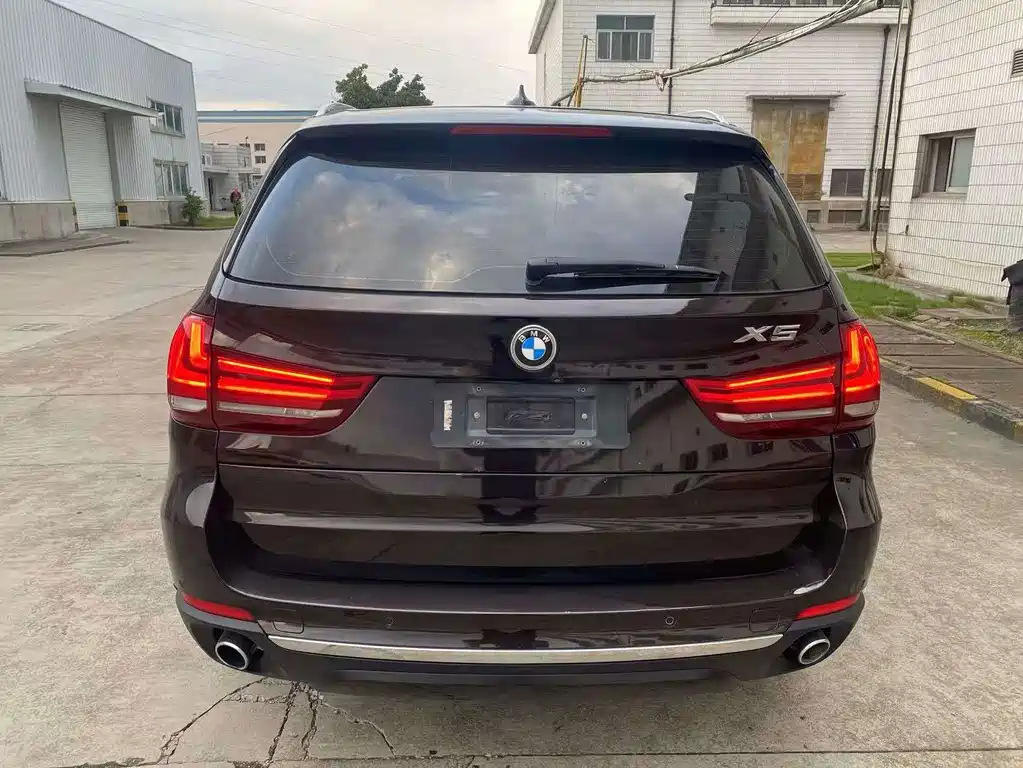 BMW X5 (Import) — фото 10