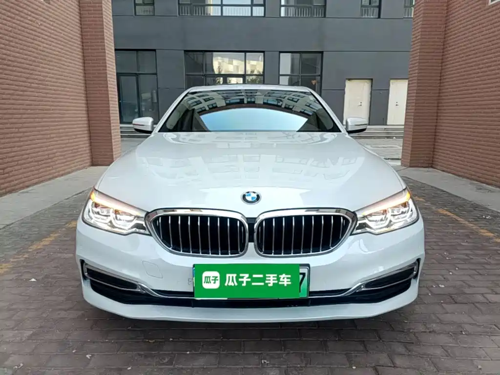 BMW 5 Series New Energy — фото 3