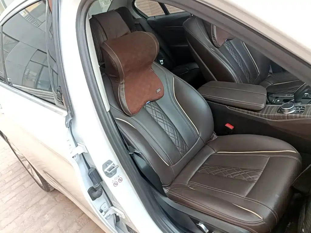 BMW 5 Series New Energy — фото 25