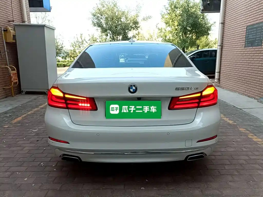 BMW 5 Series New Energy — фото 6